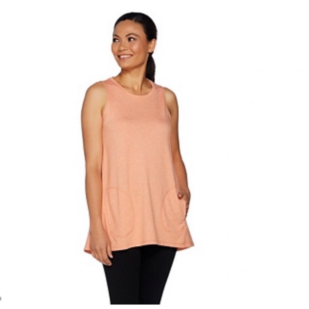 Lori Goldstein Tank | LOGO Lounge